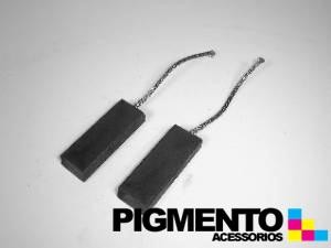 ESCOVA CARVAO UNIVERSAL35X13X6mm (2)