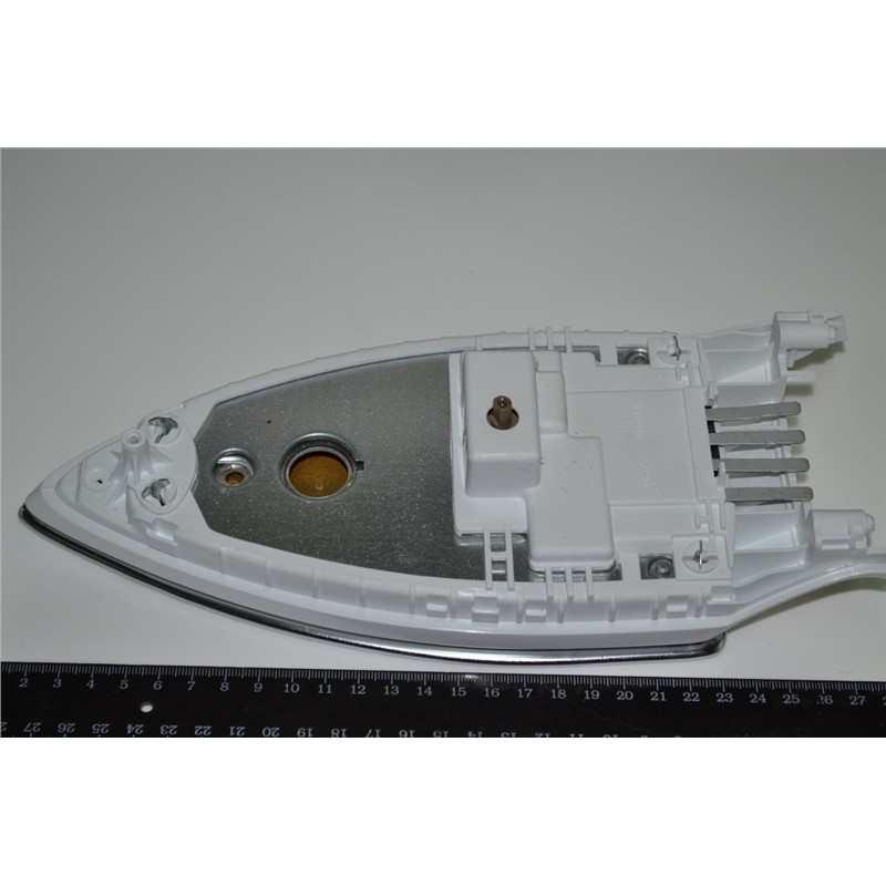 BASE DE FERRO DE ENGOMAR BRAUN