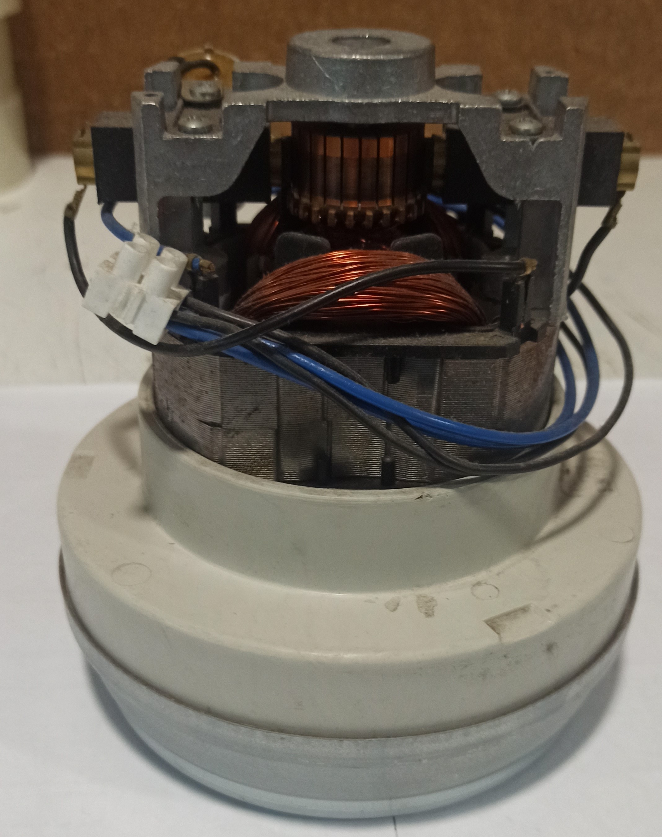 MOTOR ASPIRADOR ELECTROLUX 1100W